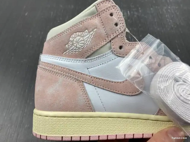 HYPE Retro Air Pink Jordan High 1 (Women's) OG FD2596-600 Washed 0620